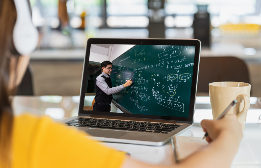 student communication app