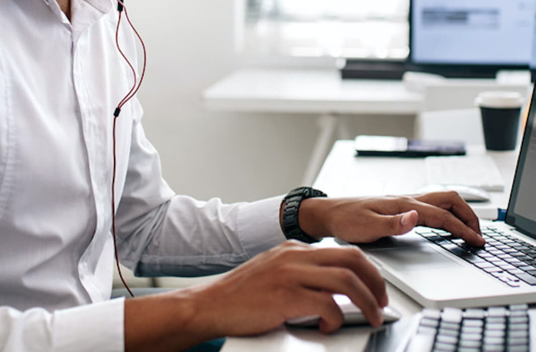 Elevate Your Online Success: Discover the Benefits of Hiring Search Engine Marketing Experts in Sydney